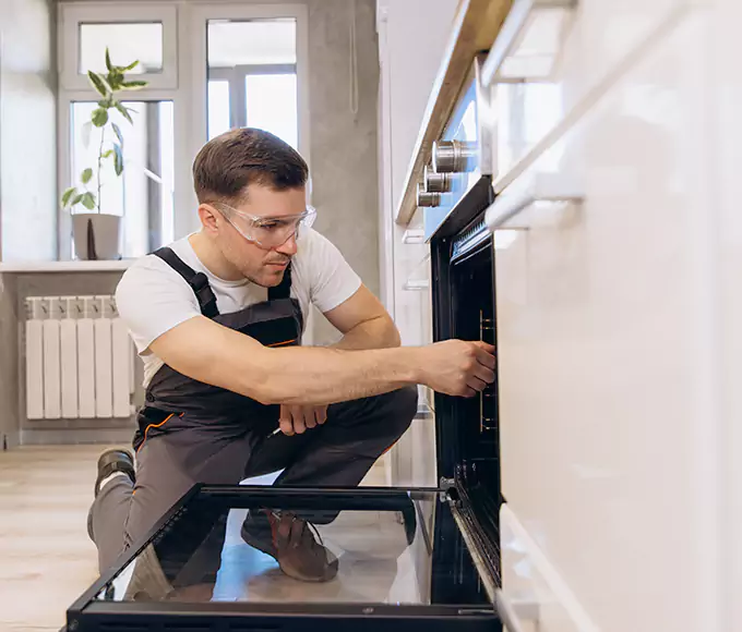 Why Agawam Bakers Rely on Agawam Appliance Pro for Every Electric Oven Fix?